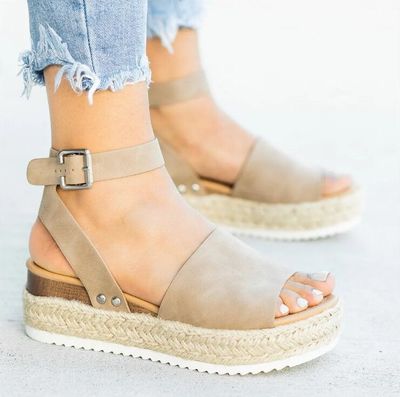 Wedge fish mouth shoes