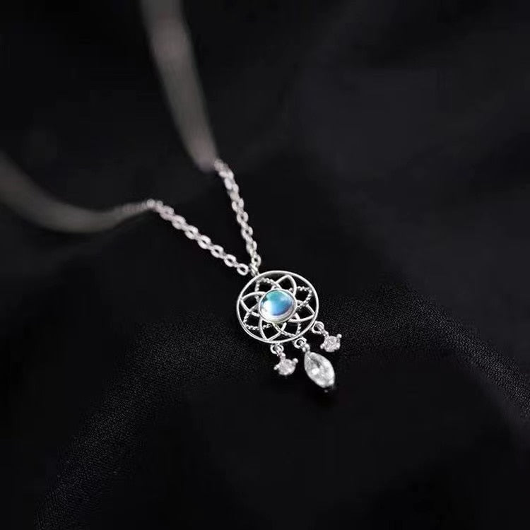DREAM CATCHER NECKLACE