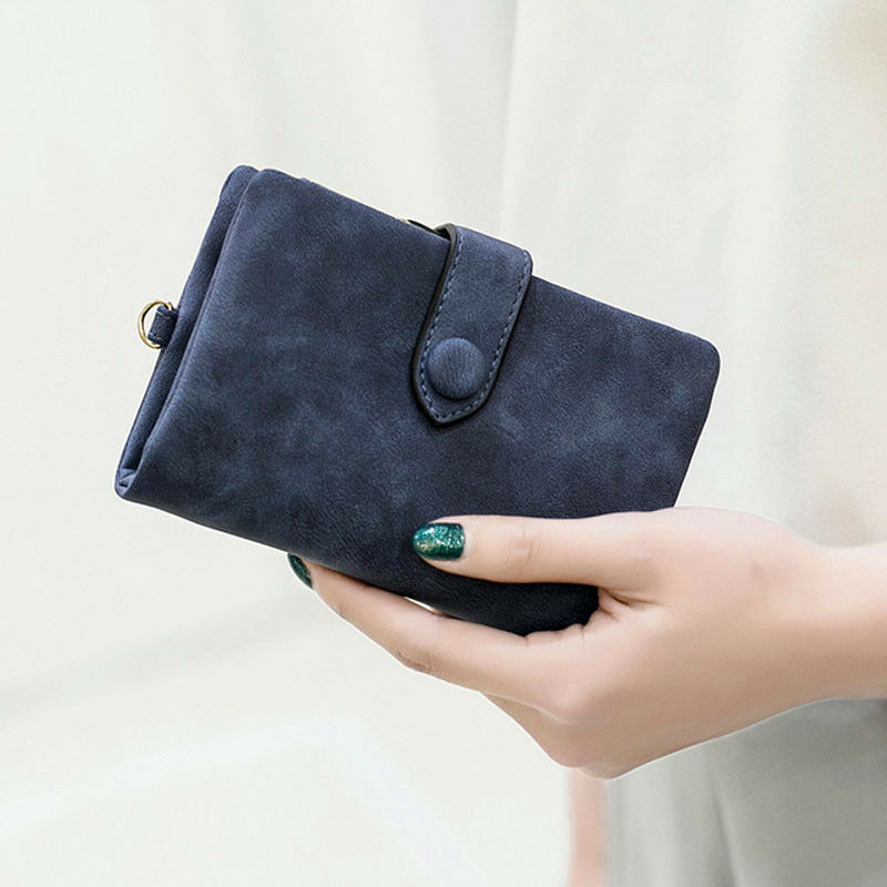 SMALL TRIFOLD LEATHER WOMEN WALLET